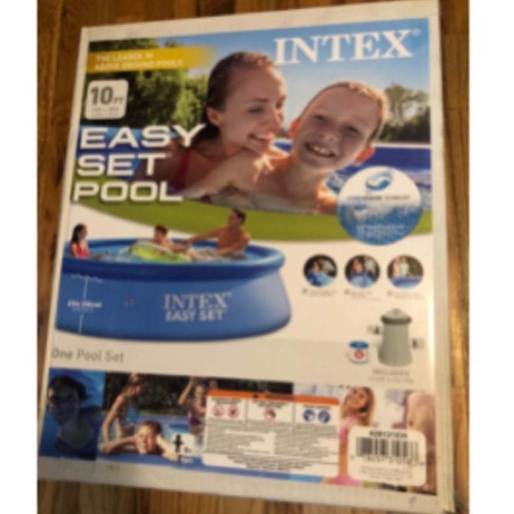 Intex 10 ft Easy Set Pool (w/ filter) - Picture 2 of 4